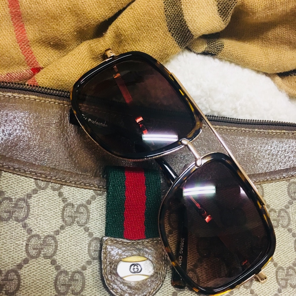 “On The List” Classic Trendy Sunglasses